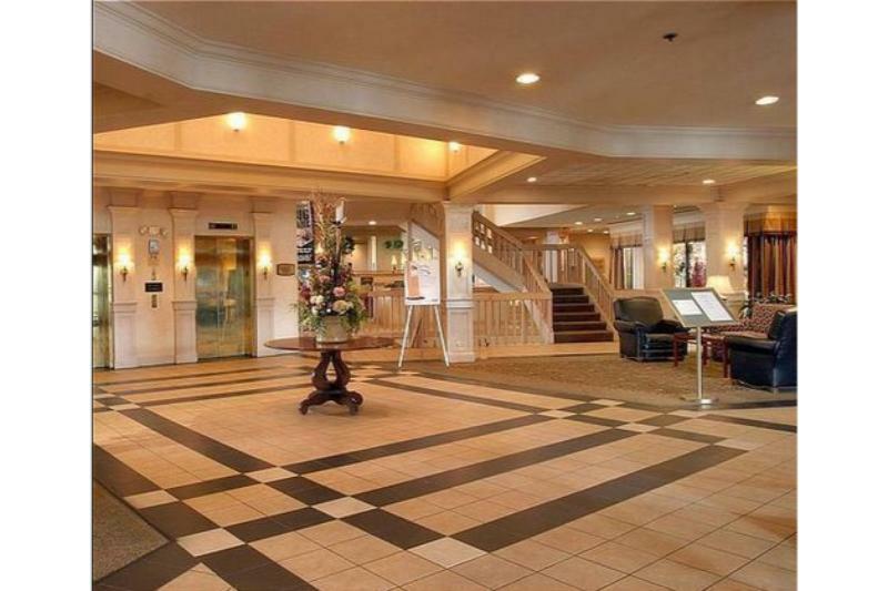 Holiday Inn Chicago Nw Crystal Lk Conv Ctr By Ihg Crystal Lake Exterior foto